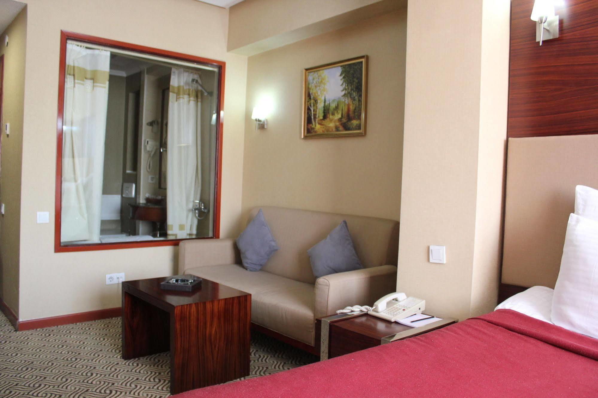Regardal Hotel Almaty Exteriér fotografie